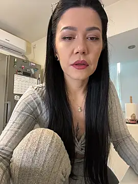 Snapshot of denise_k chatting on February 13, 2026, 12:45 pm denise k online show from February 13, 2026, 12:45 pm