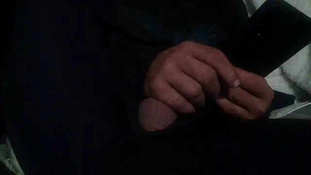 Snapshot of goodick4u28 chatting on November 11, 2025, 6:24 am goodick4u28 online show from November 11, 2025, 6:24 am