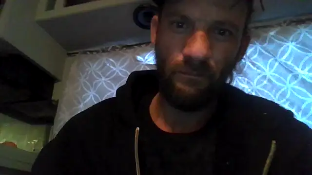 Snapshot of goodick4u28 chatting on November 11, 2025, 10:43 pm goodick4u28 online show from November 11, 2025, 10:43 pm