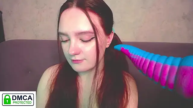 Snapshot of Alyssa___Scarlet chatting on November 24, 2025, 2:33 am Alyssa Scarlet online show from November 24, 2025, 2:33 am