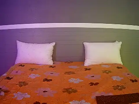 Snapshot of Jennythai123 chatting on March 21, 2025, 1:01 pm Jennythai123 online show from March 21, 2025, 1:01 pm