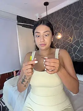 dayra angels online show from May 11, 2026, 4:04 pm