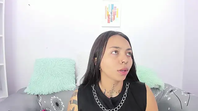 Snapshot of miss_soffi_ chatting on September 9, 2025, 12:05 pm miss soffi online show from September 9, 2025, 12:05 pm