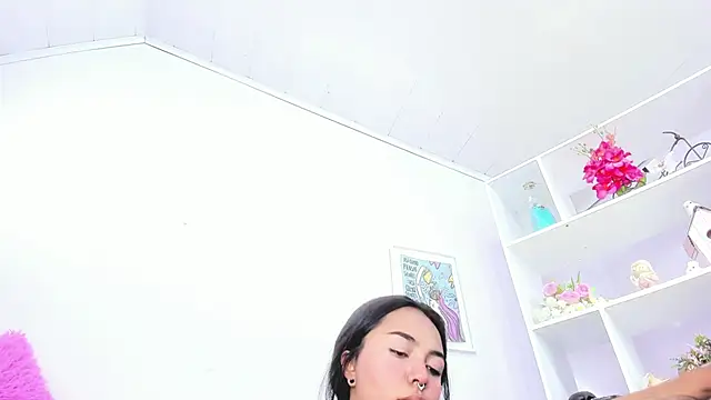 Snapshot of miss_soffi_ chatting on May 7, 2026, 6:02 pm miss soffi online show from May 7, 2026, 6:02 pm