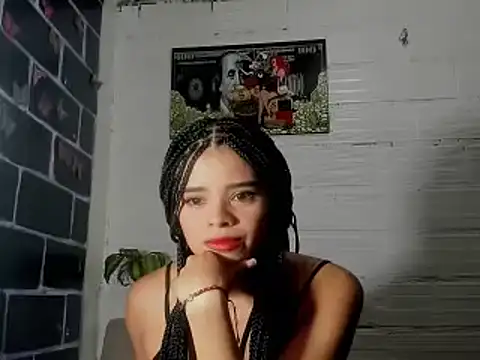 Snapshot of sarasandle chatting on March 8, 2025, 9:18 pm sarasandle online show from March 8, 2025, 9:18 pm