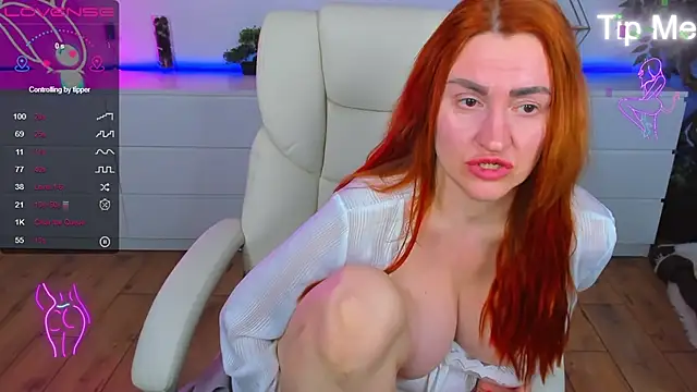 Kamilla Hot online show from November 27, 2025, 7:10 am