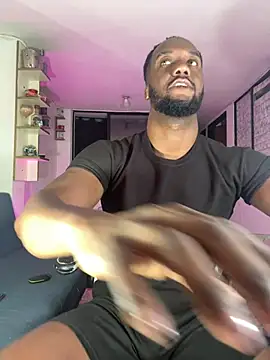 Snapshot of blackdrey18 chatting on February 12, 2025, 1:16 pm blackdrey18 online show from February 12, 2025, 1:16 pm