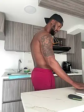 Snapshot of blackdrey18 chatting on March 18, 2025, 1:42 pm blackdrey18 online show from March 18, 2025, 1:42 pm