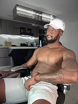 Snapshot of blackdrey18 chatting on September 26, 2025, 4:33 pm blackdrey18 online show from September 26, 2025, 4:33 pm