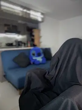 Snapshot of blackdrey18 chatting on October 11, 2025, 12:15 pm blackdrey18 online show from October 11, 2025, 12:15 pm