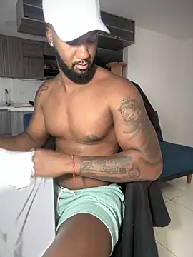 Snapshot of blackdrey18 chatting on October 31, 2025, 3:46 pm blackdrey18 online show from October 31, 2025, 3:46 pm