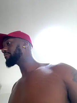 Snapshot of blackdrey18 chatting on November 12, 2025, 8:41 pm blackdrey18 online show from November 12, 2025, 8:41 pm