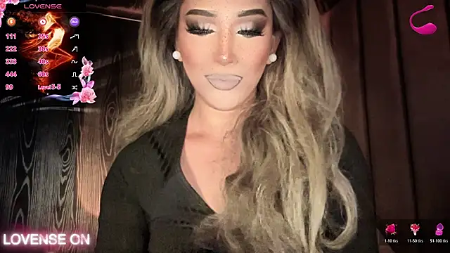 Snapshot of Lo_la_69 chatting on February 4, 2026, 8:20 am Lo la 69 online show from February 4, 2026, 8:20 am