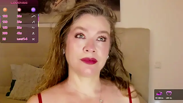 PetersEmily online show from July 19, 2026, 9:51 pm