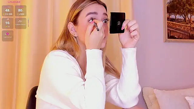 Snapshot of Assh_lee_ chatting on December 15, 2025, 1:04 pm Assh lee online show from December 15, 2025, 1:04 pm