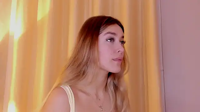 Assh lee  online show from April 14, 2026, 1:06 pm