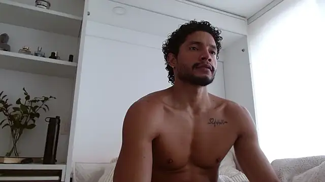 Robyn Miller online show from October 15, 2025, 1:55 pm