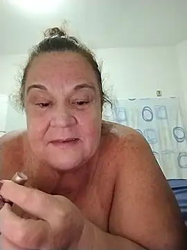 Snapshot of Yaya_Mineira chatting on November 23, 2025, 12:43 am Yaya Mineira online show from November 23, 2025, 12:43 am