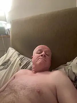 Snapshot of locallad88 chatting on November 13, 2025, 5:23 pm locallad88 online show from November 13, 2025, 5:23 pm