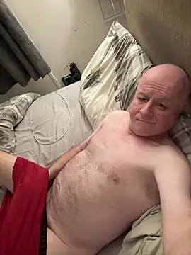 Snapshot of locallad88 chatting on November 24, 2025, 4:40 pm locallad88 online show from November 24, 2025, 4:40 pm