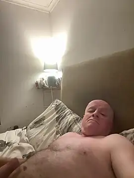 Snapshot of locallad88 chatting on November 25, 2025, 5:02 pm locallad88 online show from November 25, 2025, 5:02 pm