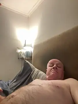 Snapshot of locallad88 chatting on February 11, 2026, 11:10 pm locallad88 online show from February 11, 2026, 11:10 pm