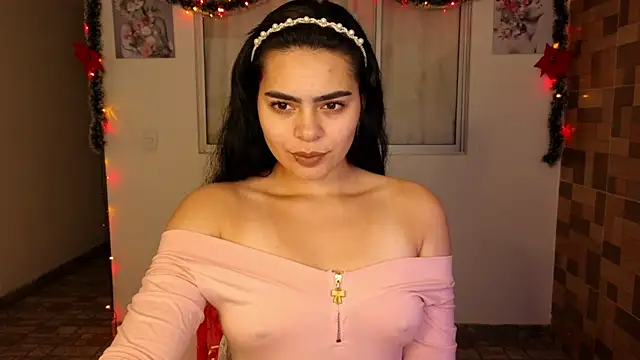 Snapshot of sexyladyy_ chatting on December 15, 2024, 2:16 pm sexyladyy online show from December 15, 2024, 2:16 pm