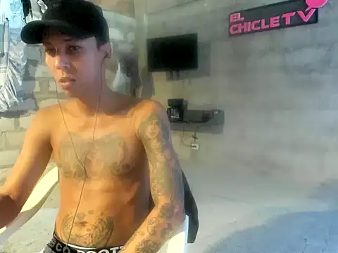 Snapshot of EL-CHICLE-TV chatting on January 12, 2025, 1:37 pm EL-CHICLE-TV online show from January 12, 2025, 1:37 pm