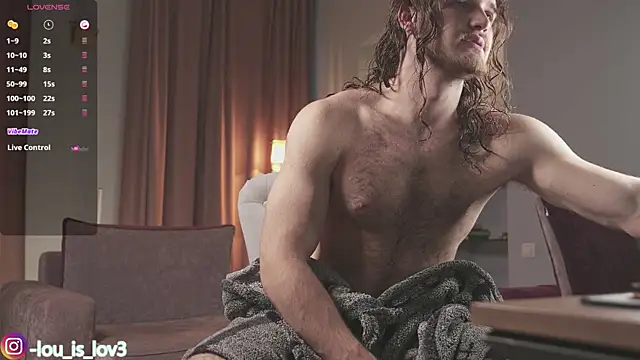 Snapshot of Louis_Karlos chatting on September 25, 2025, 3:43 am Louis Karlos online show from September 25, 2025, 3:43 am