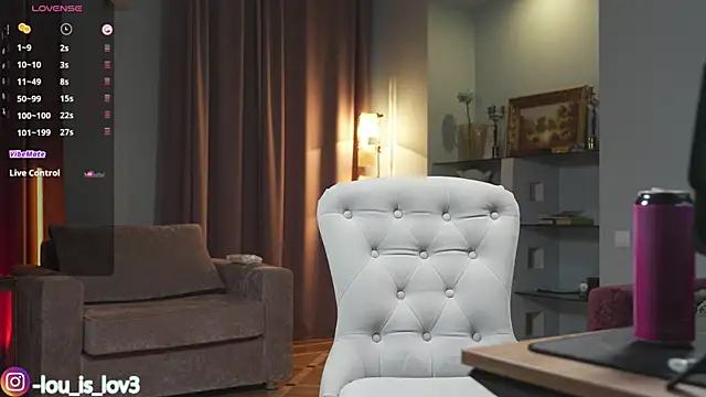 Snapshot of Louis_Karlos chatting on October 4, 2025, 4:10 am Louis Karlos online show from October 4, 2025, 4:10 am