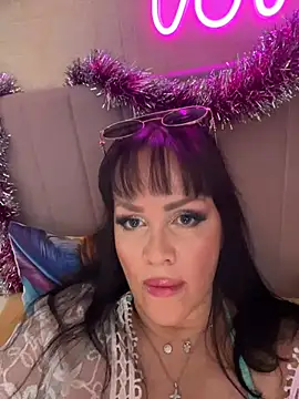 Snapshot of Lolaley2 chatting on January 11, 2026, 12:21 pm Lolaley2 online show from January 11, 2026, 12:21 pm