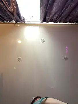 Snapshot of Lolaley2 chatting on February 18, 2026, 9:49 am Lolaley2 online show from February 18, 2026, 9:49 am