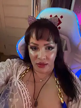 Snapshot of Lolaley2 chatting on February 28, 2026, 3:24 pm Lolaley2 online show from February 28, 2026, 3:24 pm