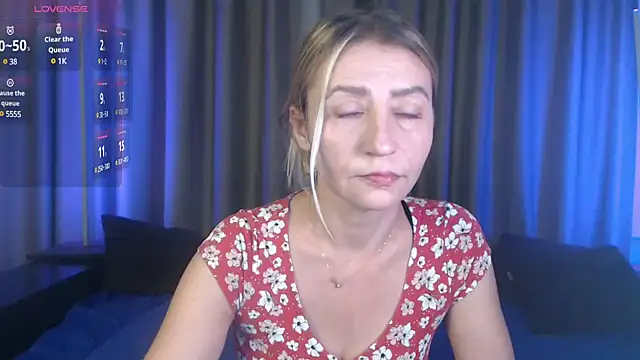 Snapshot of ZoeGrant chatting on January 6, 2025, 8:07 pm ZoeGrant online show from January 6, 2025, 8:07 pm