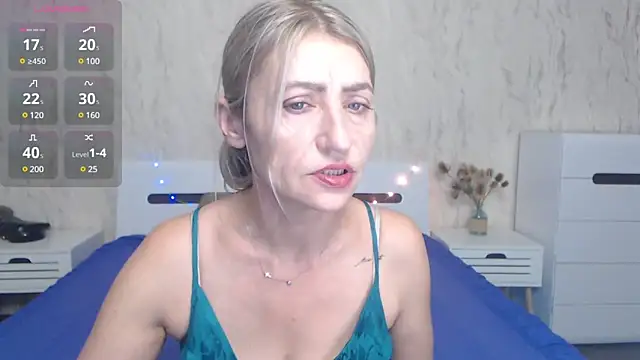 Snapshot of ZoeGrant chatting on January 13, 2025, 7:42 pm ZoeGrant online show from January 13, 2025, 7:42 pm
