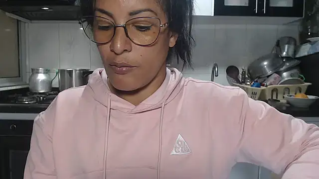 Snapshot of kateleyagrey chatting on January 7, 2026, 7:38 pm kateleyagrey online show from January 7, 2026, 7:38 pm