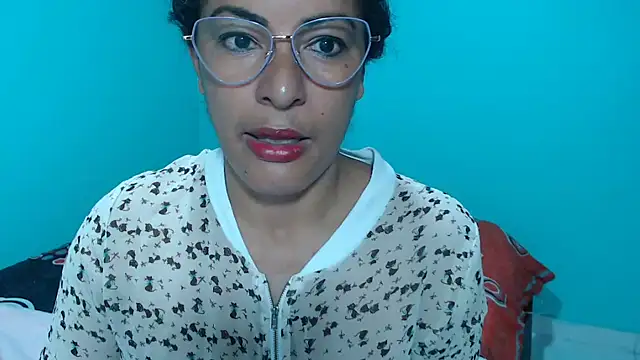 Snapshot of kateleyagrey chatting on February 1, 2026, 11:42 am kateleyagrey online show from February 1, 2026, 11:42 am