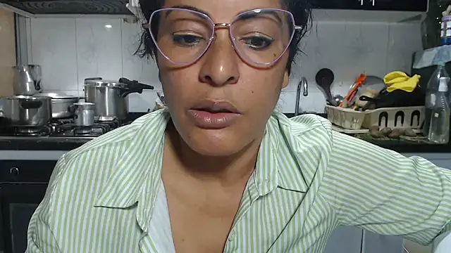 Snapshot of kateleyagrey chatting on February 6, 2026, 6:33 pm kateleyagrey online show from February 6, 2026, 6:33 pm