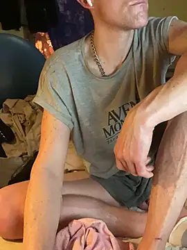 Snapshot of londonfuckwhore1 chatting on February 26, 2026, 11:20 am londonfuckwhore1 online show from February 26, 2026, 11:20 am