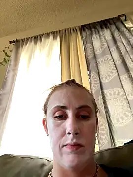 Snapshot of ClumsyLink chatting on November 1, 2025, 10:45 pm ClumsyLink online show from November 1, 2025, 10:45 pm