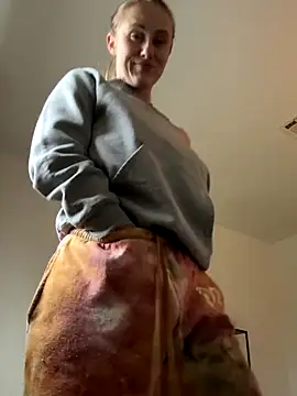 Snapshot of ClumsyLink chatting on December 20, 2025, 8:49 pm ClumsyLink online show from December 20, 2025, 8:49 pm