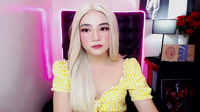 Snapshot of ErinSmith7inches_TS chatting on October 9, 2025, 3:26 am ErinSmith7inches TS online show from October 9, 2025, 3:26 am