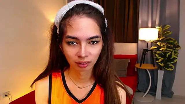 AlluringKIRSTEN online show from February 1, 2026, 7:56 pm