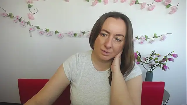 Abby Taylorr online show from September 19, 2025, 6:26 am