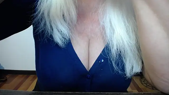 BlondyLeeBest online show from December 2, 2025, 7:57 am