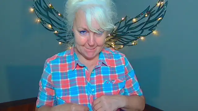 BlondyLeeBest online show from May 30, 2026, 6:27 pm