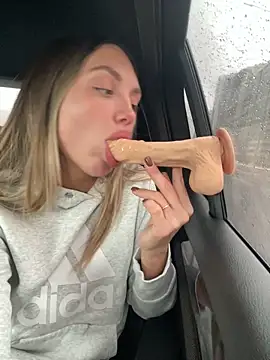 AngelinaMoore online show from March 5, 2025, 10:11 am