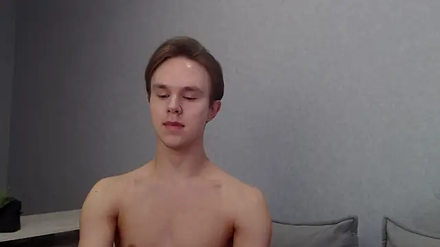 MartinMendez online show from March 20, 2025, 9:04 am