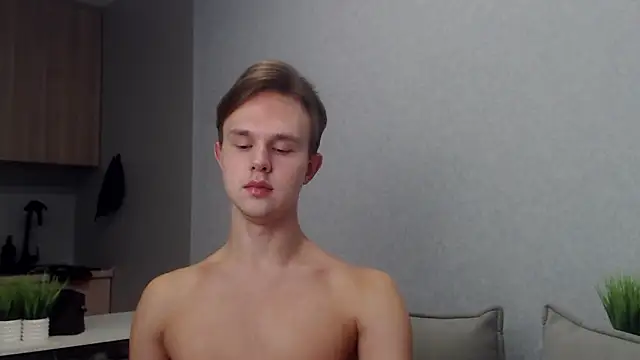 MartinMendez online show from October 10, 2025, 12:37 pm