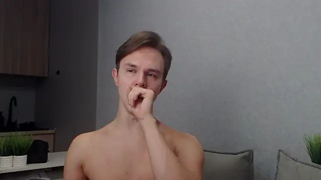 MartinMendez online show from December 4, 2025, 9:07 am